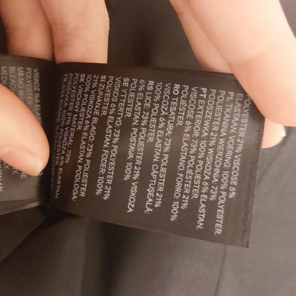 H&M black blazer - Picture 3 of 3